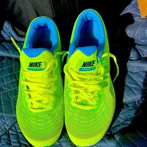 Nike Tailwind Tennis Shoes